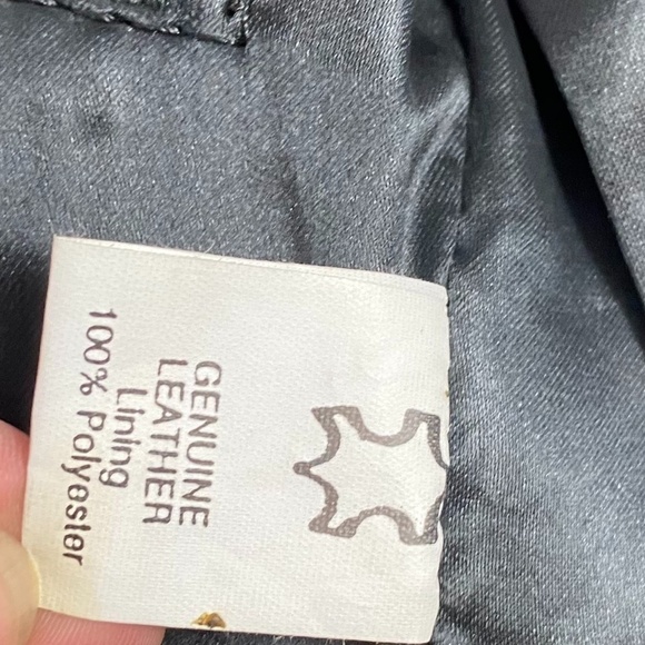 Highway One Black Studded Leather Zip Motorcycle Vest SZ M - Picture 8 of 11